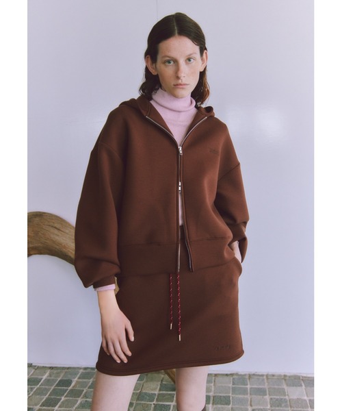 セール】emmiロゴジップアップダンボールフーディ（パーカー）｜emmi