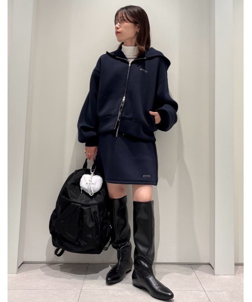 セール】emmiロゴジップアップダンボールフーディ（パーカー）｜emmi