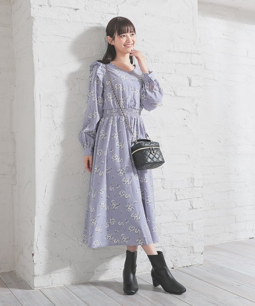 Honeys（ハニーズ）の「肩フリルワンピース（ワンピース・レディース・ブラウン系その他/ブルー系その他/ベージュ系その他・3L/L/LL/M/S）」の19枚目の写真