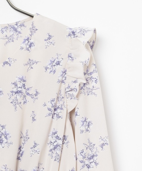 Honeys（ハニーズ）の「肩フリルワンピース（ワンピース・レディース・ブラウン系その他/ブルー系その他/ベージュ系その他・3L/L/LL/M/S）」の8枚目の写真