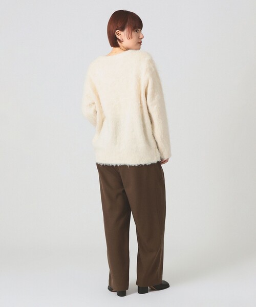 Ray BEAMS（レイビームス）の「ヘアリー シャギー Vネック カーディガン [手洗い可]（カーディガン/ボレロ・レディース・オフホワイト/ライトブルー/レッド・ONE SIZE）」の7枚目の写真