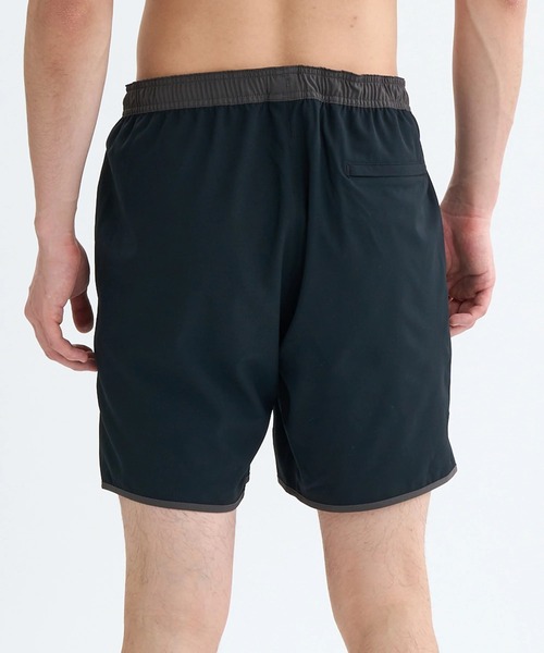 RVCA（ルーカ）の「RVCA メンズ YOGGER STRETCH CONTR ショートパンツ 【2025年秋冬モデル】/ルーカウエストゴムグラフィックプリントストレッチアクティブショートパンツ（その他パンツ・メンズ・ブラック・SMALL/MEDIUM/LARGE/X-LARGE）」の2枚目の写真