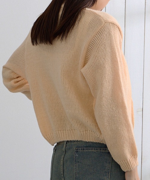 ADDITION STORE(アディションストア)の「\春にオススメ!!トレンドのショート丈/ざっくり クロップド丈 カーデ / Loose knitwear Short cardigan(カーディガン/ボレロ・レディース・グレー/オフホワイト/ピンク/ブラウン・FREE)」の11枚目の写真