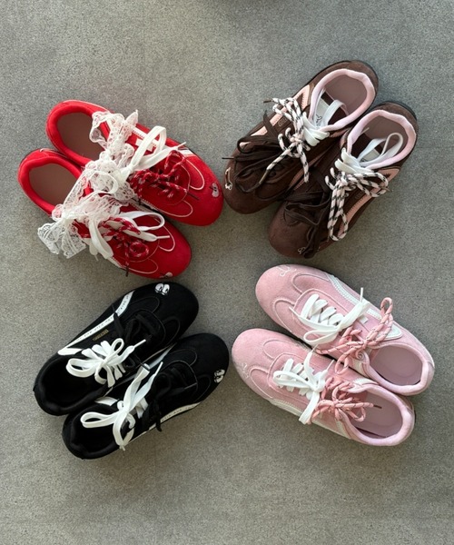 SHEPP（シープ）の「ワンポイント 刺繍 配色 ローカット スニーカー / ラインスニーカー 軽量（スニーカー・レディース・ピンク/レッド/ブラウン/ブラック・L/M）」の8枚目の写真