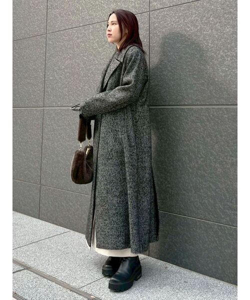 LAGUNAMOON（ラグナムーン）の「ウエストタックウールブレンドツイードコート（チェスターコート・レディース・ブラック/ブラウン・SMALL/MEDIUM）」の11枚目の写真