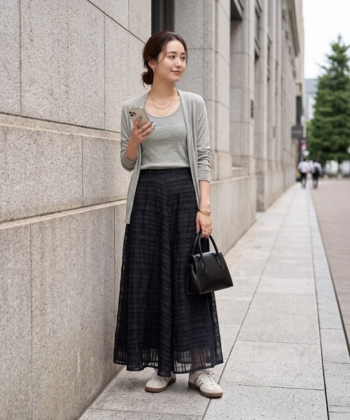 STYLE DELI(スタイルデリ)の「薄手なヌケ感とろみニットカーデセット(Tシャツ/カットソー・レディース・ライトグレー/ベージュ/ブラック・FREE)」の1枚目の写真