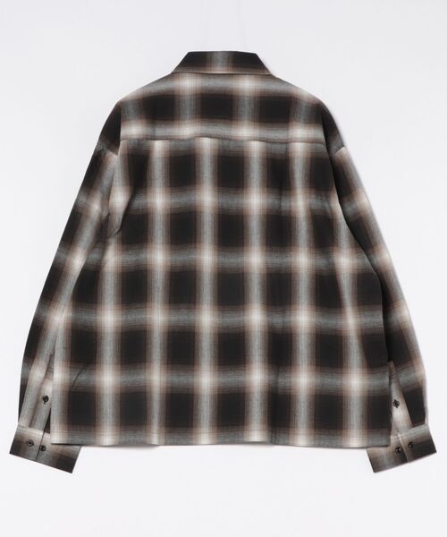 Beautiful Harmony（ビューティフルハーモニー）の「リサイクル糸オンブレチェックシャツ（シャツ/ブラウス・メンズ・ブラウン/ブルー/ブラック・MEDIUM/LARGE/X-LARGE）」の4枚目の写真