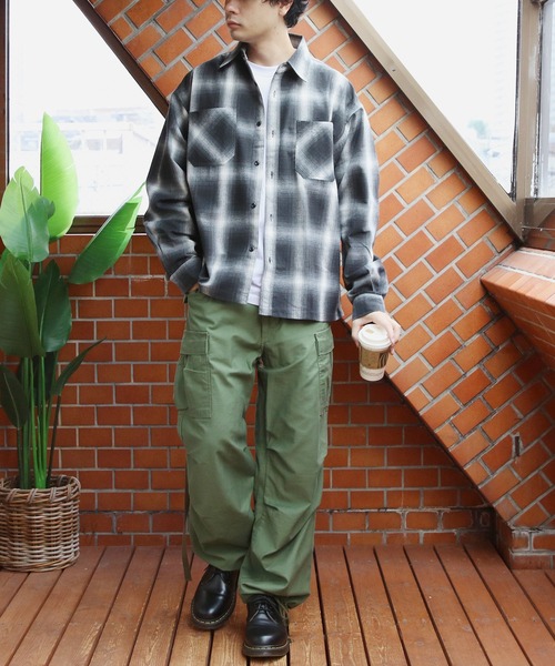 Beautiful Harmony（ビューティフルハーモニー）の「リサイクル糸オンブレチェックシャツ（シャツ/ブラウス・メンズ・ブラウン/ブルー/ブラック・MEDIUM/LARGE/X-LARGE）」の12枚目の写真