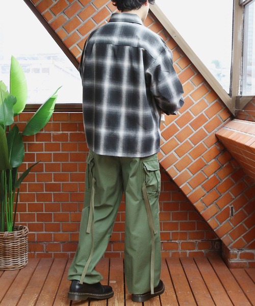 Beautiful Harmony（ビューティフルハーモニー）の「リサイクル糸オンブレチェックシャツ（シャツ/ブラウス・メンズ・ブラウン/ブルー/ブラック・MEDIUM/LARGE/X-LARGE）」の14枚目の写真