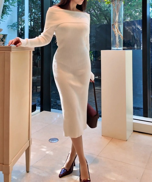 セール】オフショルダーニットワンピ（ワンピース）｜THEODORIC.dy