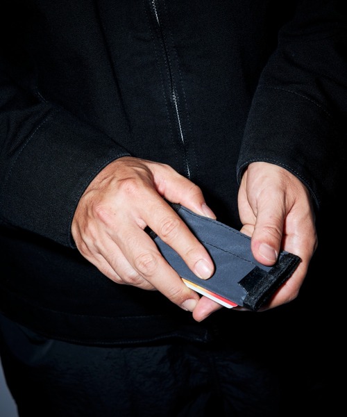 PACKING(パッキング)の「PACKING/パッキング BLACK REFLECTIVE WALLET(財布・メンズ・ブラック・F)」の8枚目の写真