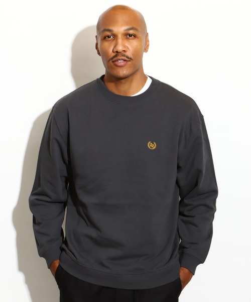 ROTAR(ローター)の「Laurel logo pile SWEAT(スウェット・メンズ・イエロー系その他/ナチュラル/スミクロ/インディゴブルー/ネイビー・MEDIUM/LARGE/X-LARGE)」の2枚目の写真