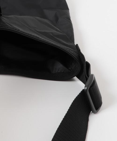 JULY NINE（ジュライナイン）の「『別注』JULY NINE×DOORS　2Way SEQUEL（ショルダーバッグ・メンズ・ピンク/チャコールグレー/オリーブ/ブラック/ベージュ/オレンジ/ネイビー/グリーン/カーキ・ONE）」の11枚目の写真