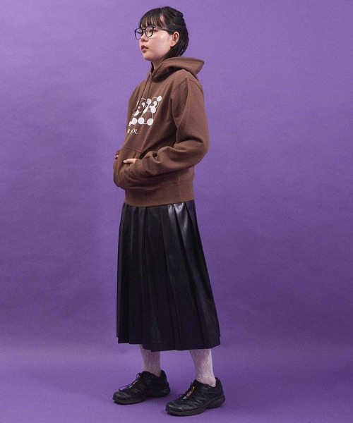 I am I in fact...(アイアムアイインファクト)の「LEATHER LIKE pleats skirt(スカート・レディース・ブラック・FREE)」の14枚目の写真