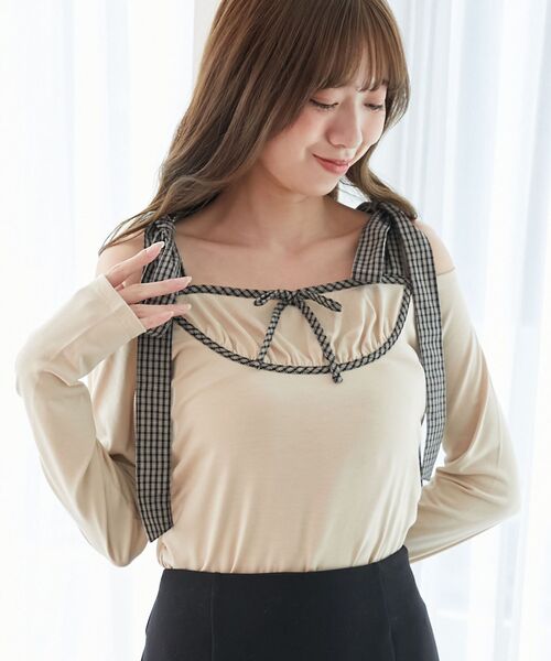 MAJESTIC LEGON(マジェスティックレゴン)の「肩リボンチェックバイカラートップス(Tシャツ/カットソー・レディース・ベージュ/ブラック・MEDIUM)」の6枚目の写真