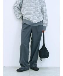 サイドタブ付きパンツ