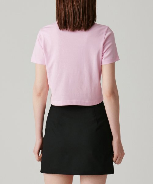 MUSINSA STANDARD WOMAN（ムシンサスタンダードウーマン）の「[クールタンダード] ウィメンズ クルーネック クロップTシャツ [ピンク]（Tシャツ/カットソー・レディース・その他・SMALL/MEDIUM/LARGE/X-LARGE/X-SMALL）」の2枚目の写真