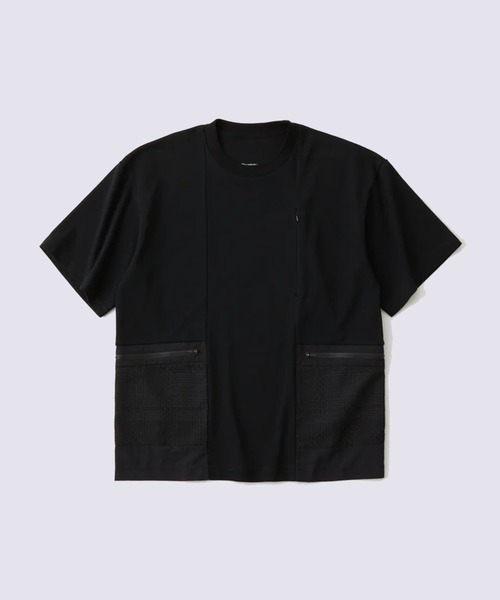 WHITE MOUNTAINEERING(ホワイトマウンテニアリング)の「【White Mountaineering/ホワイトマウンテニアリング】SIDE POCKET T-SHIRT(Tシャツ/カットソー・メンズ・ブラック・3/1/2)」の1枚目の写真