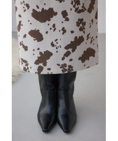 AZUL by moussy（アズールバイマウジー）の「カウ柄ジャガードタイトスカート（スカート・レディース・ホワイト系その他/ブラウン系その他・SMALL/MEDIUM）」の13枚目の写真