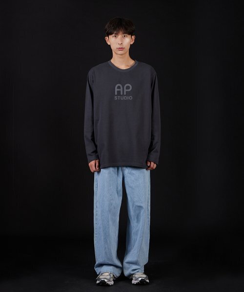 ASTRAL PROJECTION(アストラルプロジェクション)の「エイピーエイピー オーバーサイズ ロングスリーブTシャツ_チャコール(Tシャツ/カットソー・メンズ・その他・MEDIUM/X-LARGE/LARGE)」の6枚目の写真