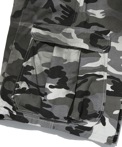 suade（スエード）の「WIDE CARGO SHORTS [WHITE CAMO]（その他パンツ・レディース・その他・SMALL/MEDIUM/LARGE）」の8枚目の写真