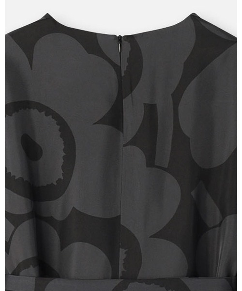 marimekko(マリメッコ)の「Hienous Unikko / Dress(ワンピース・レディース・ブラック・40/38/36/34)」の7枚目の写真