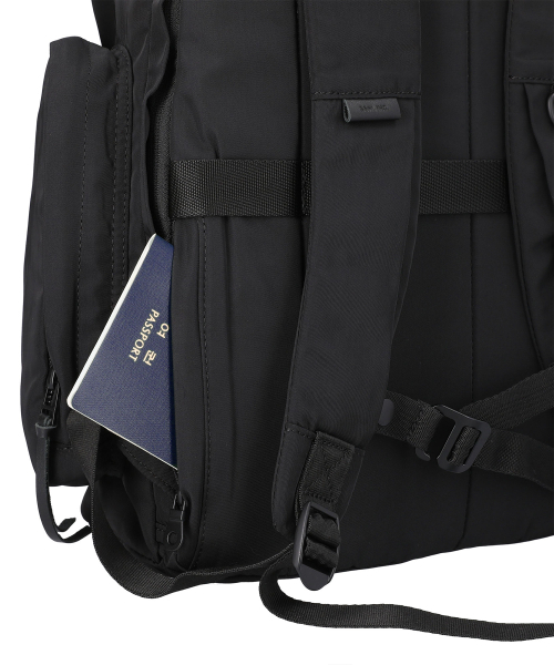 SSRL(シエスタ ロイヤル レーベル)の「Tenon Rucksack / Black(バックパック/リュック・レディース・その他・FREE)」の12枚目の写真