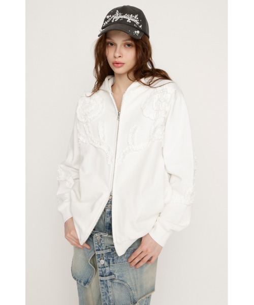 SLY（スライ）の「FRILL ZIP UP HOODIE フリルジップアップフーディ 冬服 春服 ジップパーカー（パーカー・レディース・杢グレー/オフホワイト/ブラック・FREE）」の4枚目の写真