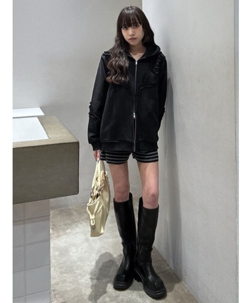 SLY（スライ）の「FRILL ZIP UP HOODIE フリルジップアップフーディ 冬服 春服 ジップパーカー（パーカー・レディース・杢グレー/オフホワイト/ブラック・FREE）」の22枚目の写真