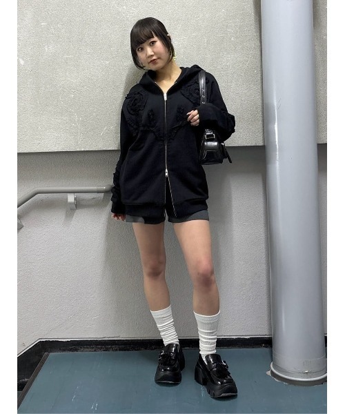 FRILL ZIP UP HOODIE フリルジップアップフーディ 冬服 春服 ジップ