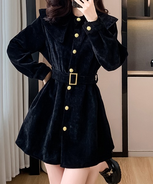 &soiree(アンドソワレ)の「ベルト付きゴールドボタンミニワンピース(ワンピース・レディース・ブラック・X-LARGE/LARGE/MEDIUM/SMALL)」の2枚目の写真