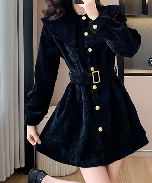 &soiree(アンドソワレ)の「ベルト付きゴールドボタンミニワンピース(ワンピース・レディース・ブラック・X-LARGE/LARGE/MEDIUM/SMALL)」の3枚目の写真
