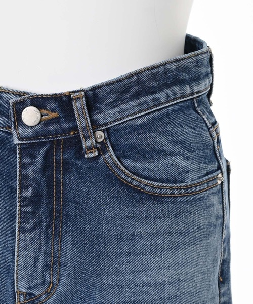 Narcissus(ナルシス)の「ストレートデニムパンツ/シンプルデニム/ベーシック(デニムパンツ・レディース・ブルー・FREE)」の10枚目の写真