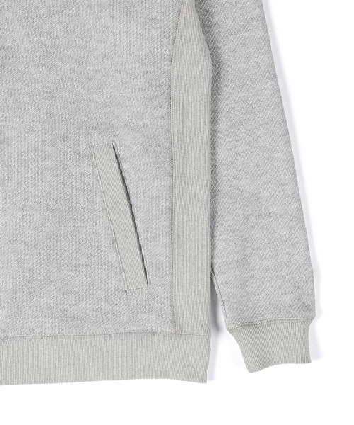 The DUFFER of ST.GEORGE(ザダファーオブセントジョージ)の「STAND COLLAR FULL ZIP TOPS:スタンドカラー フルジップ トップス(スウェット・メンズ・ライトグレー・MEDIUM/LARGE/X-LARGE)」の8枚目の写真