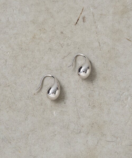 LOUNGEDRESS(ラウンジドレス)の「【GALENA/ガレナ】ティアドロップピアス(ピアス(両耳用)・レディース・シルバー/ゴールド・FREE)」の1枚目の写真