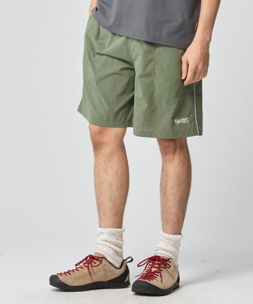KRIFF MAYER(クリフメイヤー)の「【ストレッチ・撥水・UVカット】かるさらエンジョイショーツ(その他パンツ・メンズ・グレイッシュベージュ/オフホワイト/ブラック/ブラック系その他/オリーブ・X-LARGE/LARGE/MEDIUM/SMALL)」の5枚目の写真