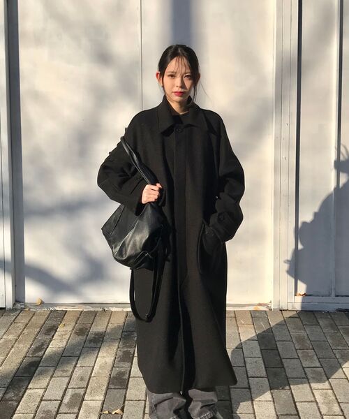 MUCENT(ムセント)の「フレッソレザー ワッペン バルマカン 裏地 キルティング ダウンコート (成人男女共用)(チェスターコート・レディース・ブラック・FREE)」の5枚目の写真
