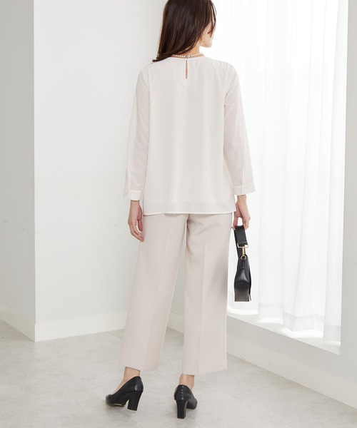 BELLUNA PLUS（ベルーナ）の「＜Ｃ／Ｓ＞ドットシフォンボウタイブラウス（シャツ/ブラウス・レディース・アイボリー/ブラック・MEDIUM/LARGE/X-LARGE）」の12枚目の写真