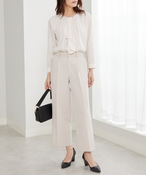 BELLUNA PLUS（ベルーナ）の「＜Ｃ／Ｓ＞ドットシフォンボウタイブラウス（シャツ/ブラウス・レディース・アイボリー/ブラック・MEDIUM/LARGE/X-LARGE）」の8枚目の写真