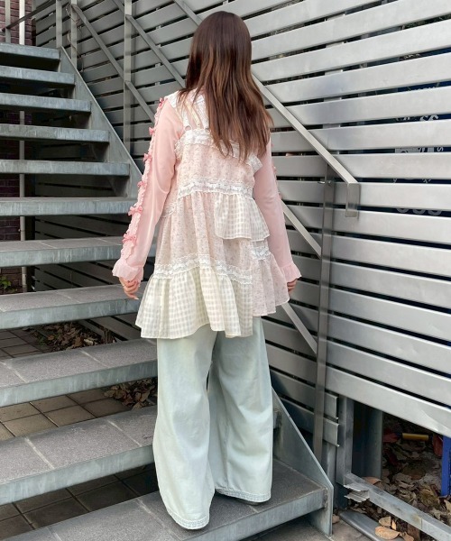 Candy Stripper（キャンディストリッパー）の「TATTERED LAYERED DENIM パンツ（デニムパンツ・レディース・ブルー系その他/ライトインディゴブルー・FREE）」の8枚目の写真