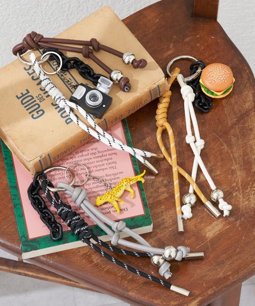 CIAOPANIC TYPY（チャオパニックティピー）の「アソートデザインチャーム（キーホルダー・レディース・グレー/ブラウン/ホワイト・ONE SIZE）」の4枚目の写真