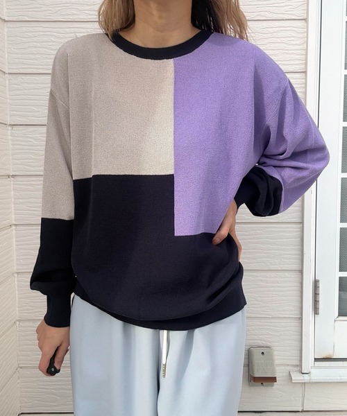 Q（キュー）の「ブロッキングカラーニット（ニット/セーター・レディース・ライトグレー/ネイビー/アイボリー・MEDIUM）」の5枚目の写真