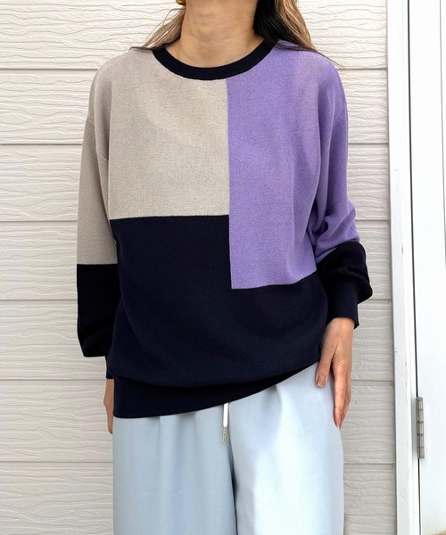 Q（キュー）の「ブロッキングカラーニット（ニット/セーター・レディース・ライトグレー/ネイビー/アイボリー・MEDIUM）」の6枚目の写真