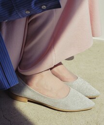 フォルムフィット ポインテッド パンプス