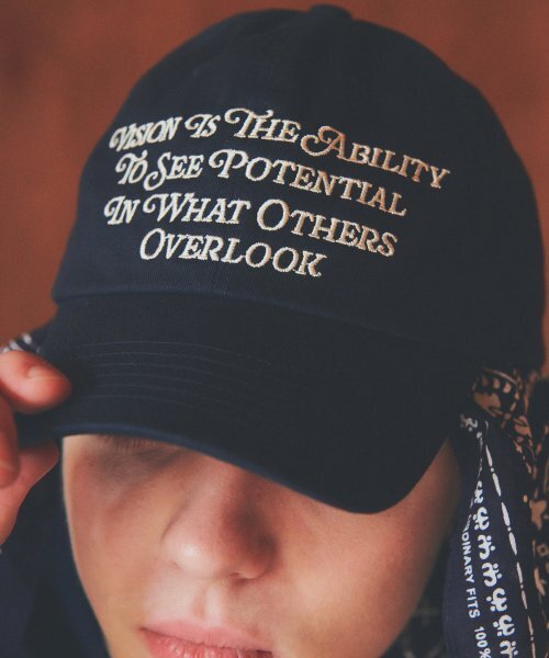 VISION STREET WEAR(ヴィジョンストリートウェア)の「VSW Wording Ball Cap Navy(キャップ・レディース・その他・FREE)」の1枚目の写真