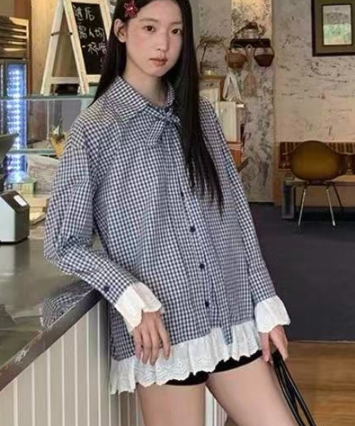 Achic(アシック)の「レース付きチェックシャツ(シャツ/ブラウス・レディース・ブルー・M)」の14枚目の写真