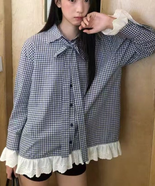 Achic(アシック)の「レース付きチェックシャツ(シャツ/ブラウス・レディース・ブルー・M)」の6枚目の写真
