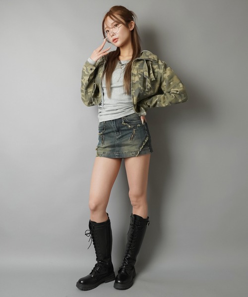 SPINNS(スピンズ)の「シンプルなのに今っぽ☆フード付きギャザーカットソー(Tシャツ/カットソー・レディース・杢グレー/ブルー/ブラウン/ブラック・ONESIZE)」の9枚目の写真