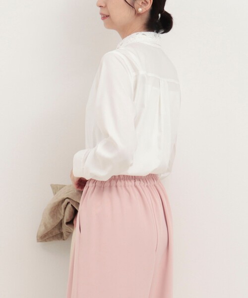 MICO COULIER(ミコクリエ)の「ポリブロード取り外し衿2WAYシャツ(シャツ/ブラウス・レディース・オフホワイト/チャコールグレー・38)」の16枚目の写真