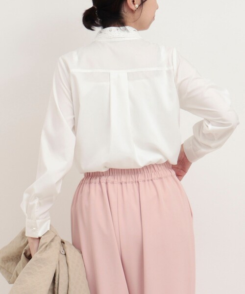 MICO COULIER(ミコクリエ)の「ポリブロード取り外し衿2WAYシャツ(シャツ/ブラウス・レディース・オフホワイト/チャコールグレー・38)」の18枚目の写真